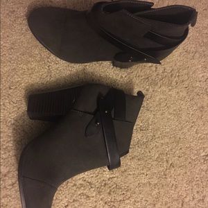 Olive & Black booties